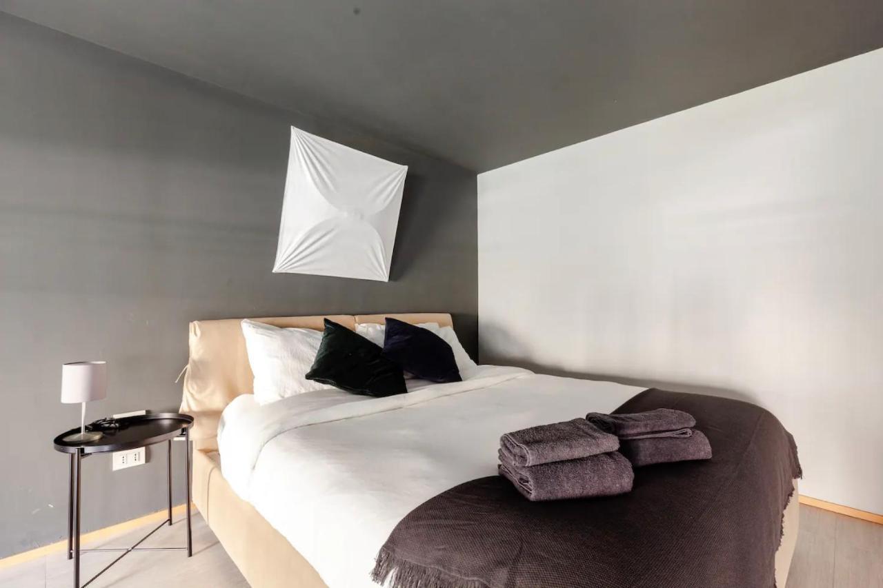 Apartment Design Spacious Loft In Navigli - Hosted By Sweetstay